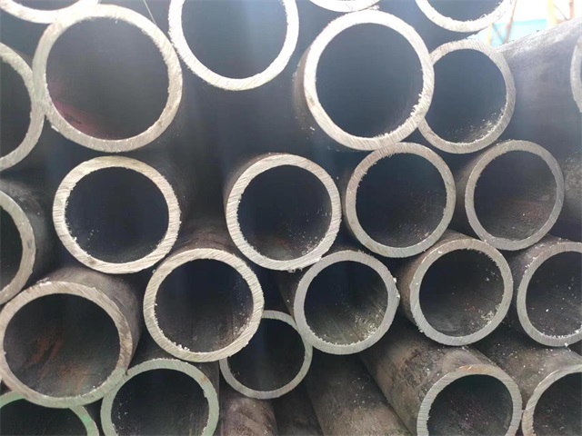 北海10#结构用无缝钢管